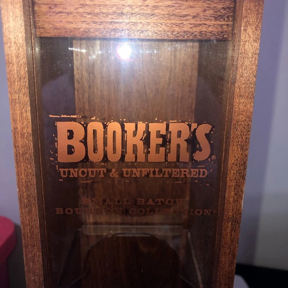 5/$25
Bookers Wood Whiskey Display Box Sliding Plexiglass Plastic Bottle Holder - Picture 2 of 9
